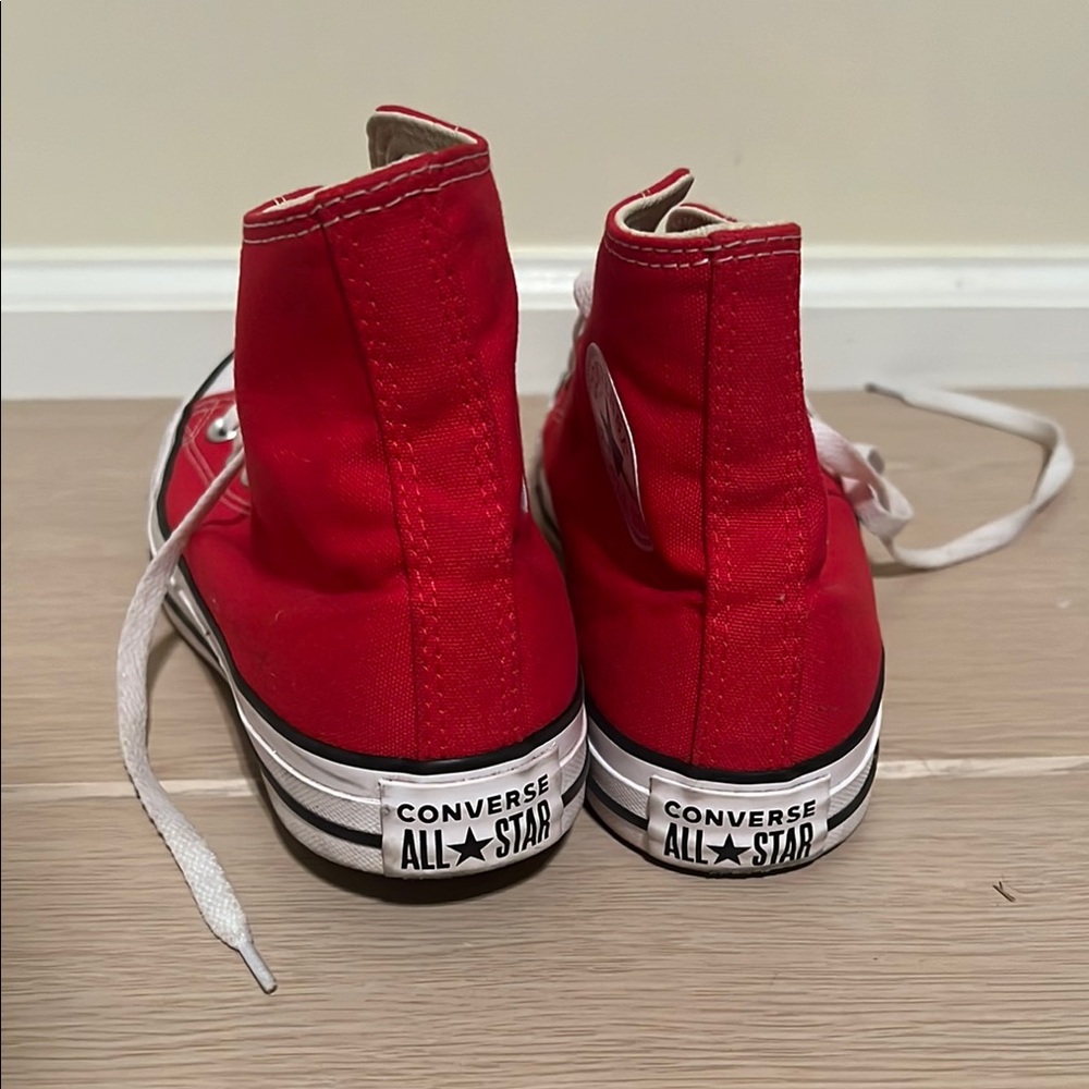 Converse Red High-Top Sneakers Classic Design - Picture 2 of 4